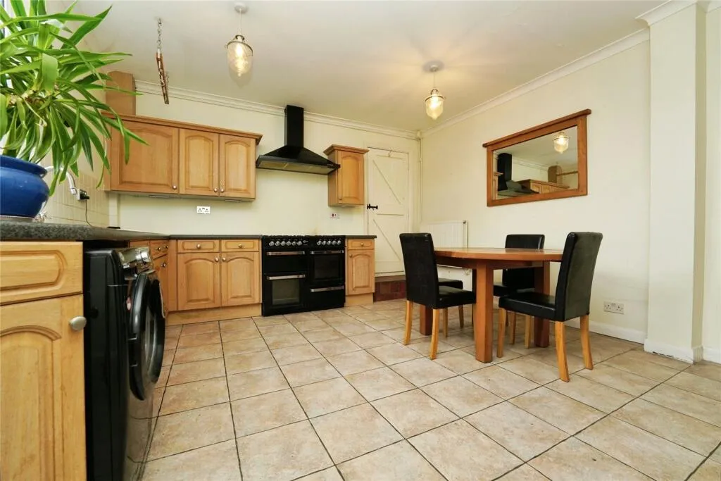 2 bed Town House