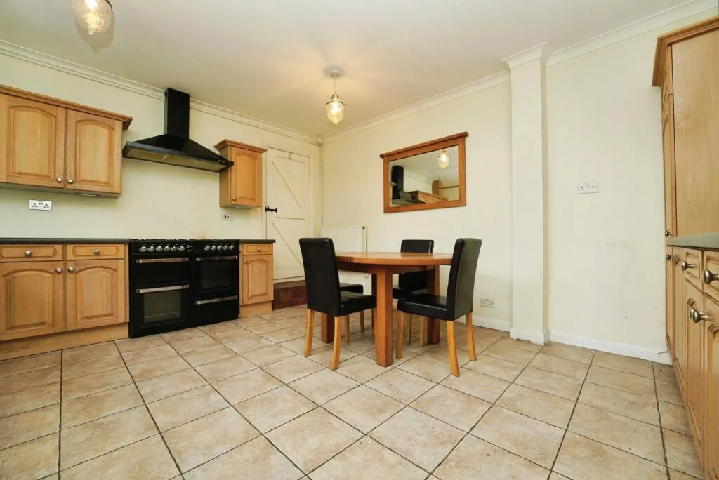 2 bed Town House