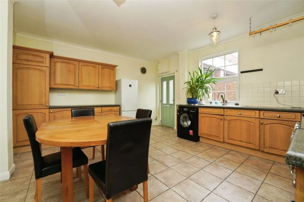 2 bed Town House