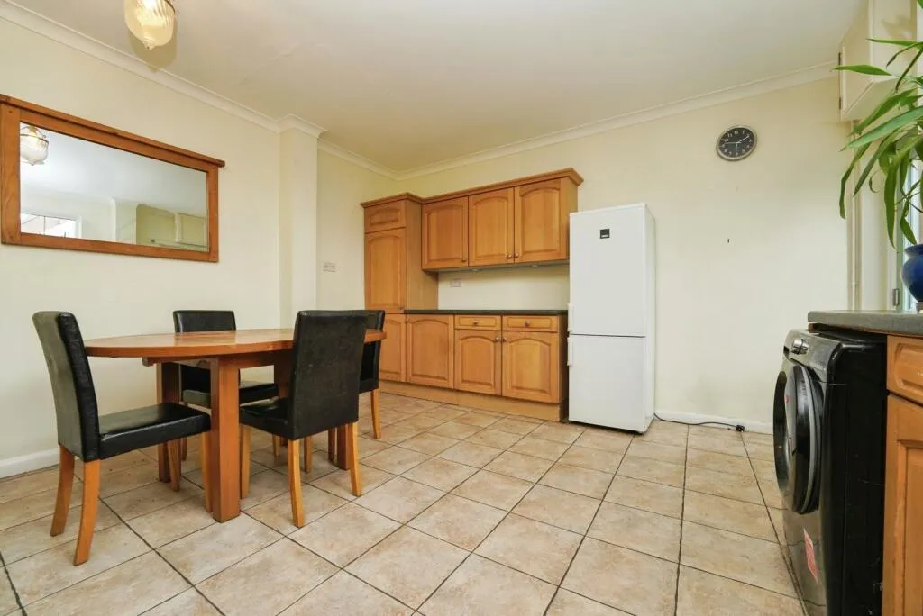 2 bed Town House