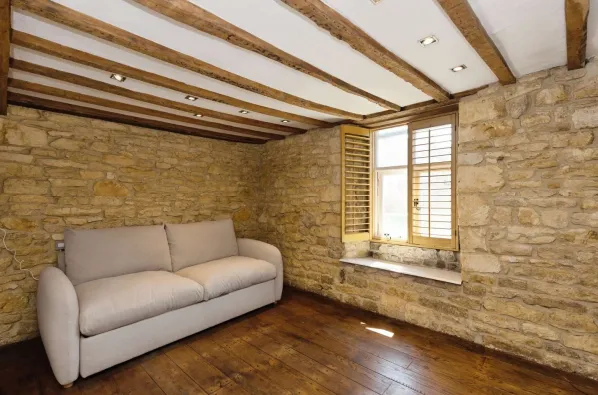 2 bed Character Property