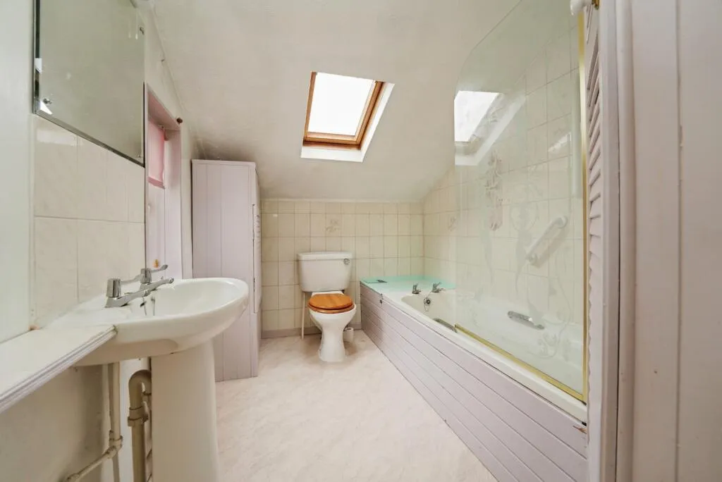 2 bed Terraced