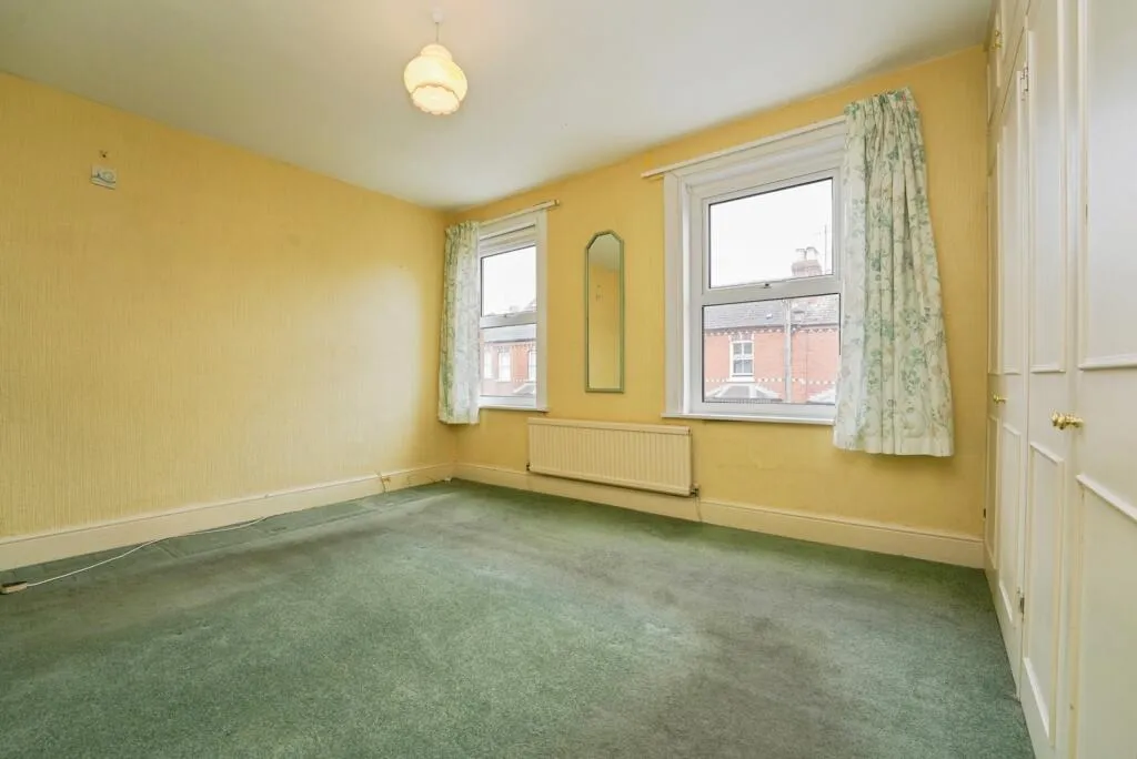 2 bed Terraced