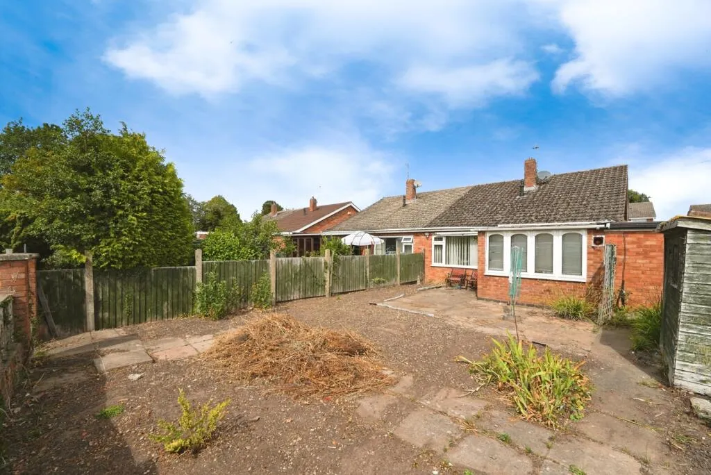 3 bed Semi-Detached Bungalow