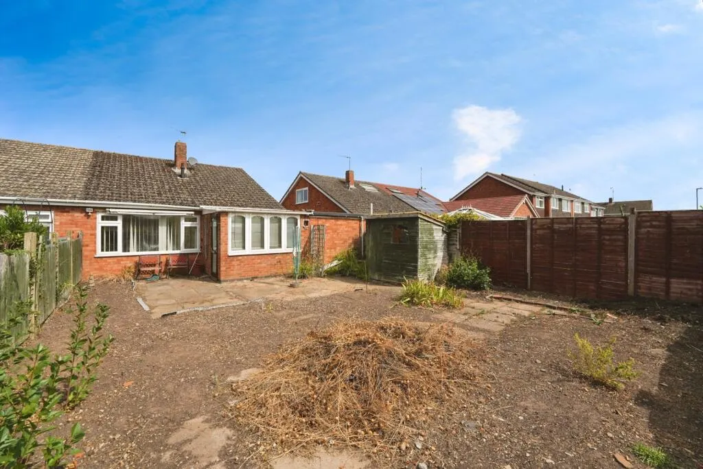 3 bed Semi-Detached Bungalow