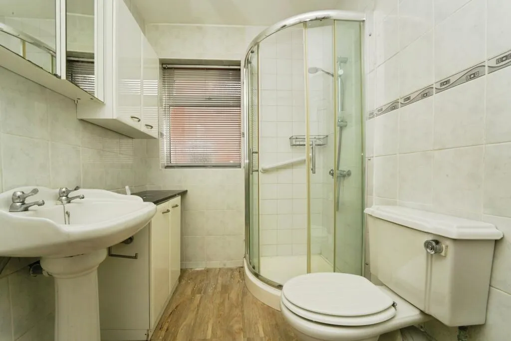 3 bed Semi-Detached Bungalow