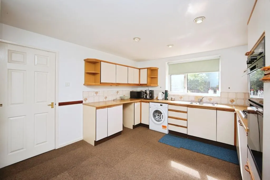 3 bed Semi-Detached