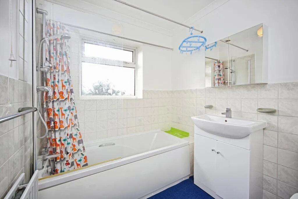 3 bed Semi-Detached