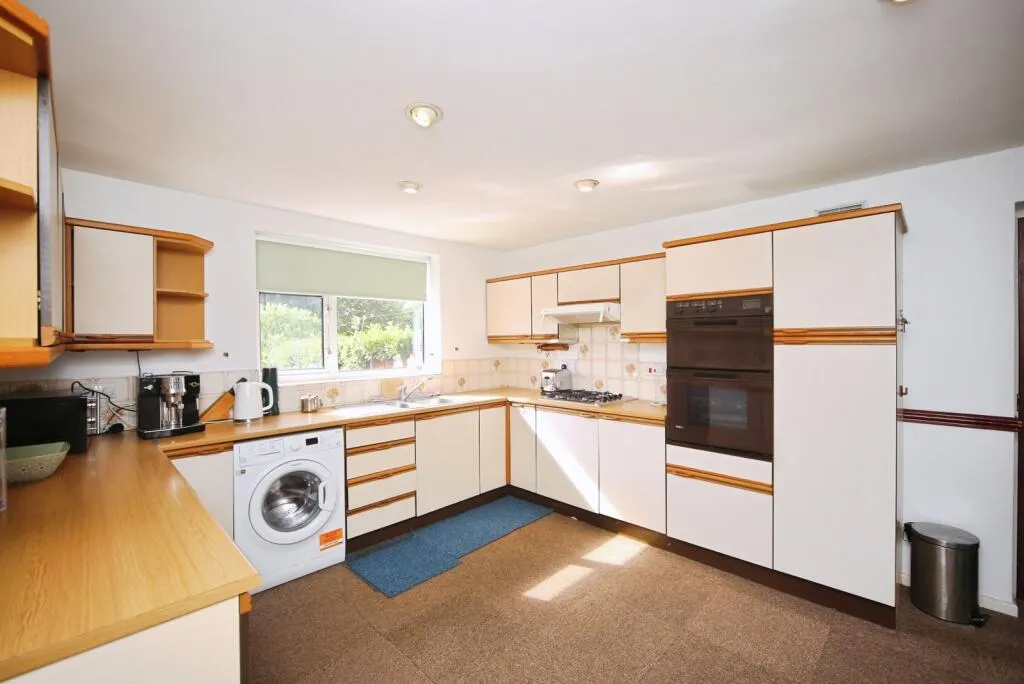 3 bed Semi-Detached