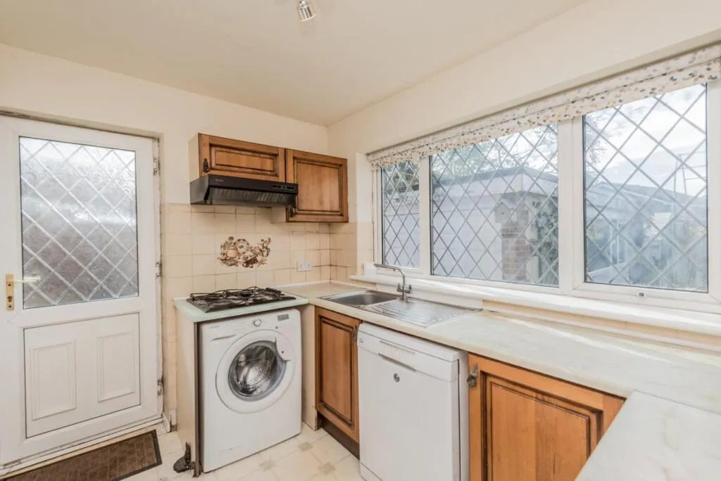 3 bed Semi-Detached Bungalow