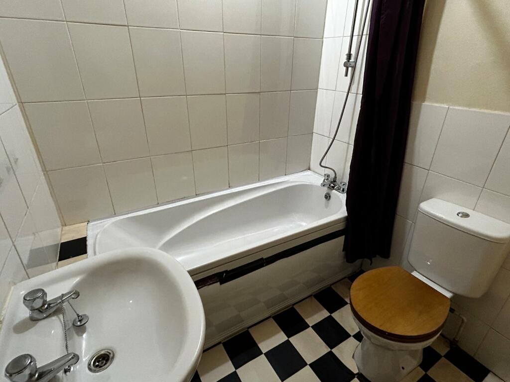 2 bed Terraced