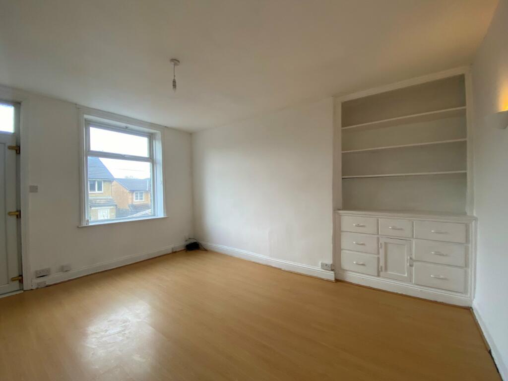 2 bed Terraced