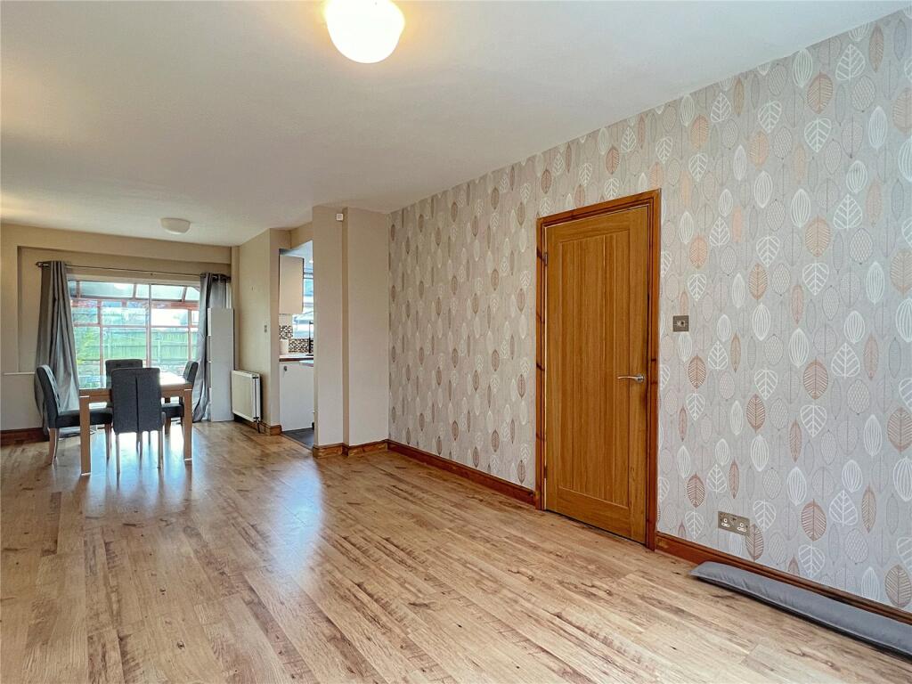 5 bed Semi-Detached