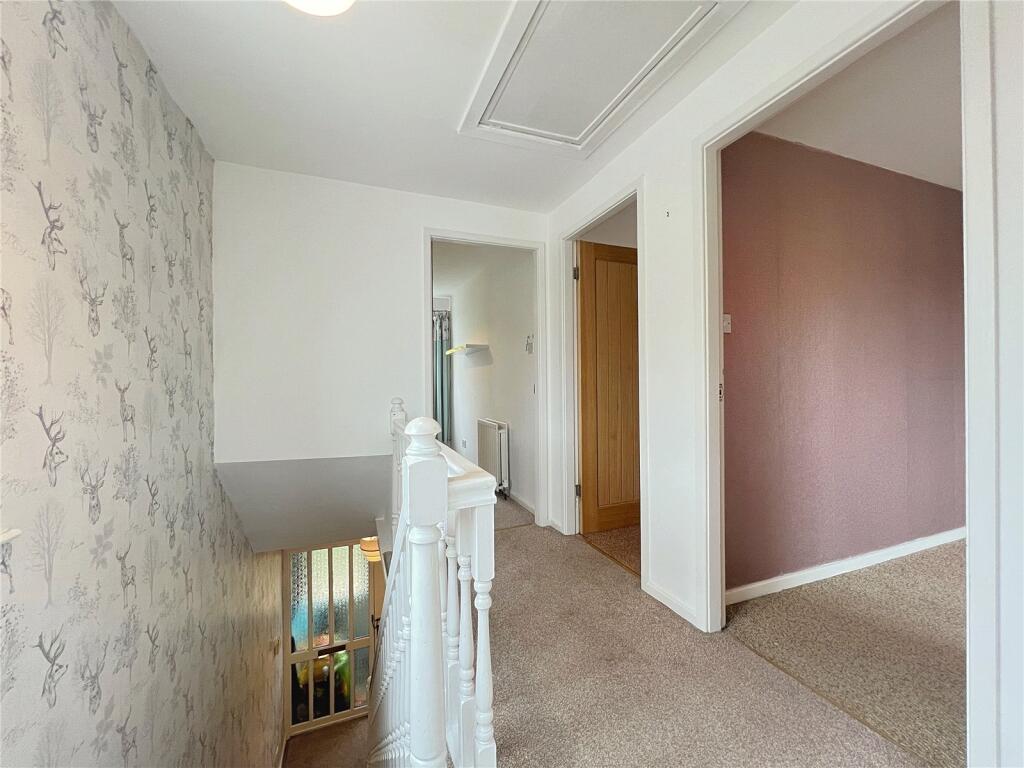 5 bed Semi-Detached