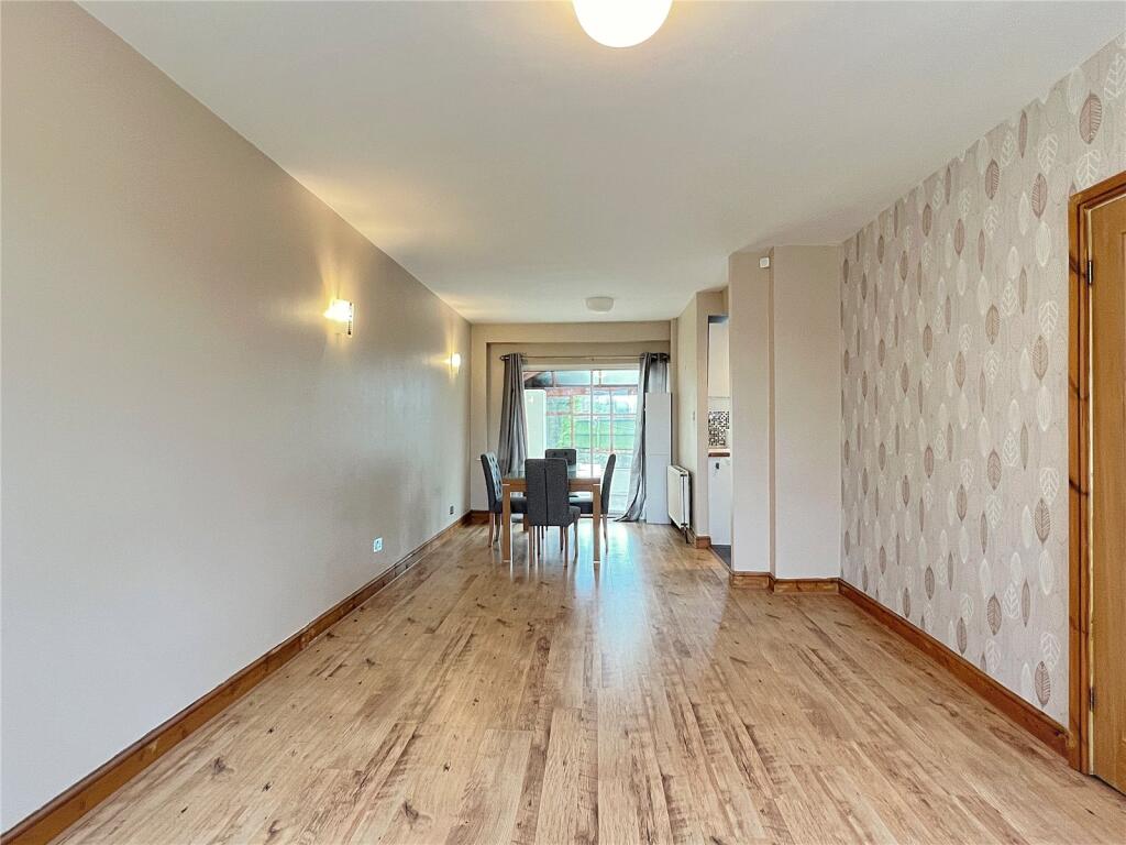 5 bed Semi-Detached