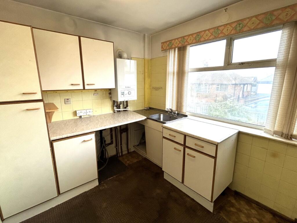 2 bed Semi-Detached Bungalow
