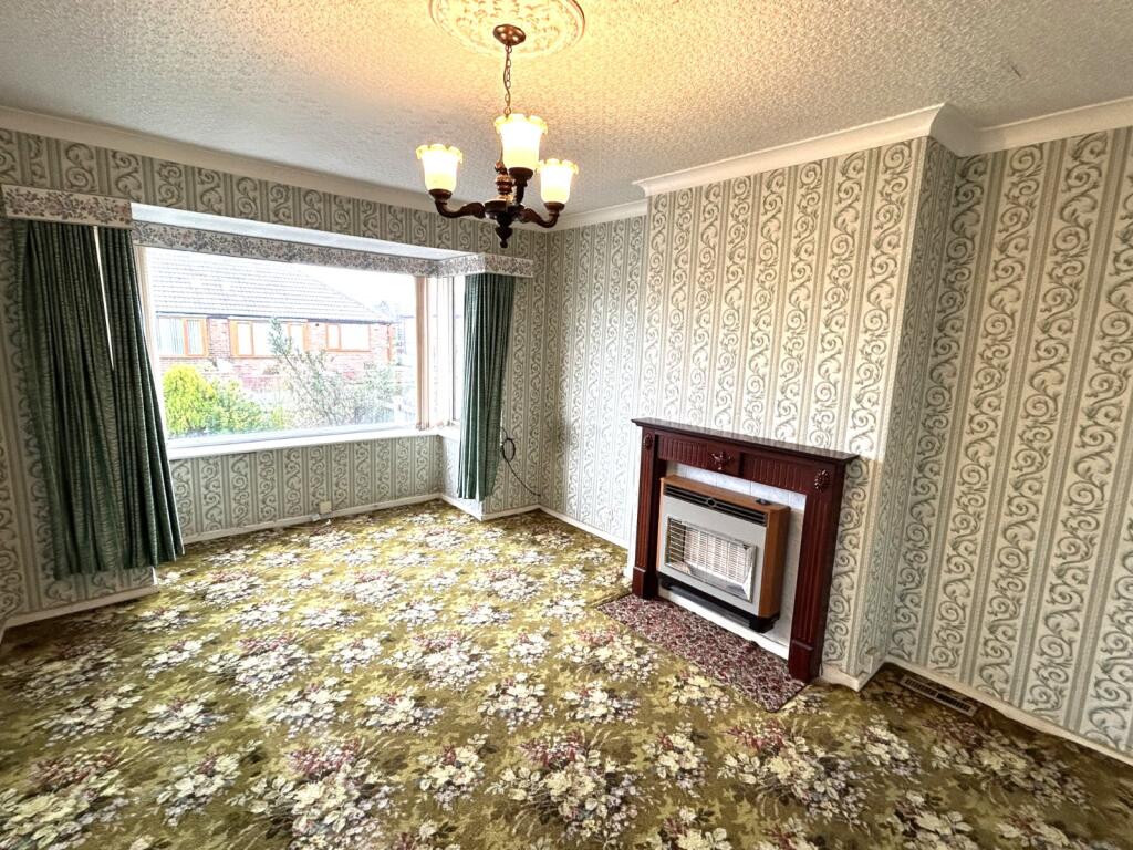 2 bed Semi-Detached Bungalow