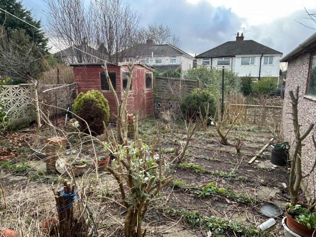 2 bed Semi-Detached Bungalow