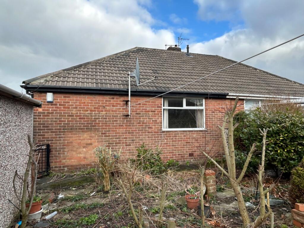 2 bed Semi-Detached Bungalow