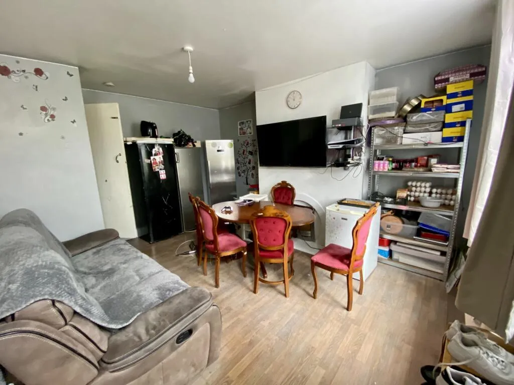 2 bed Terraced