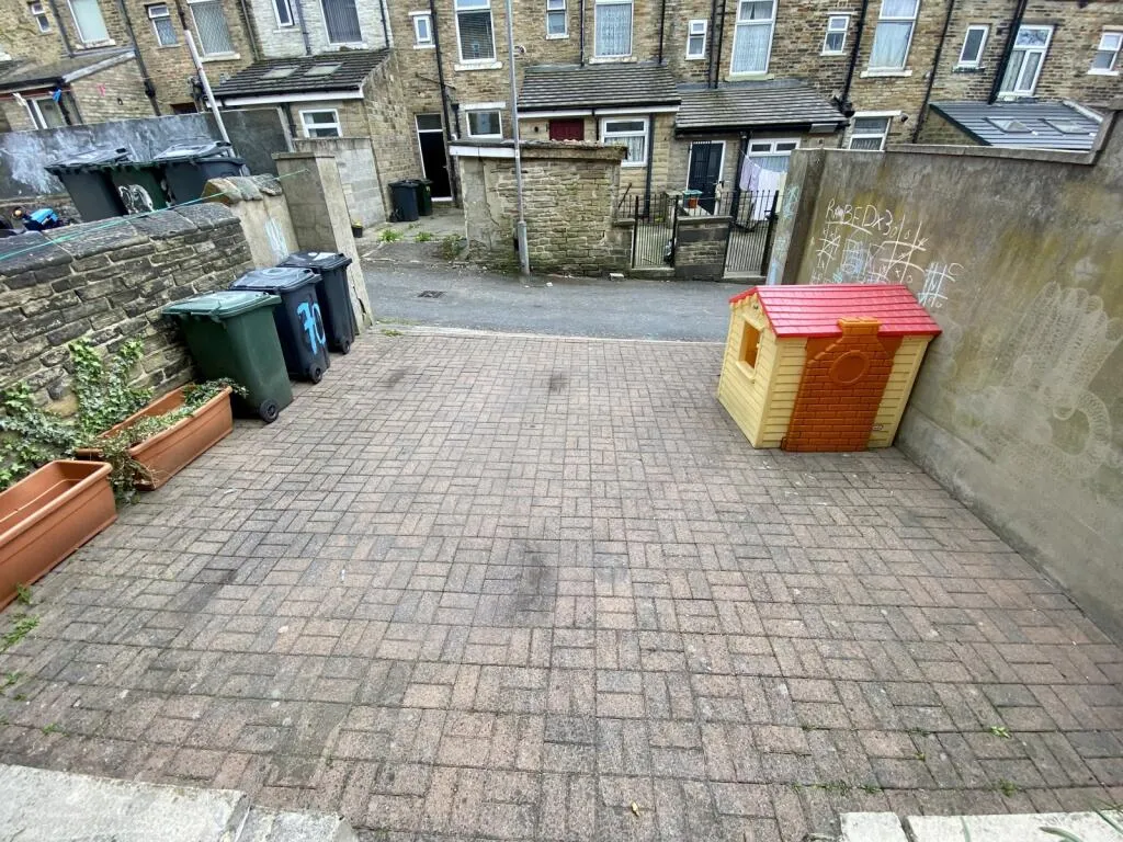 2 bed Terraced