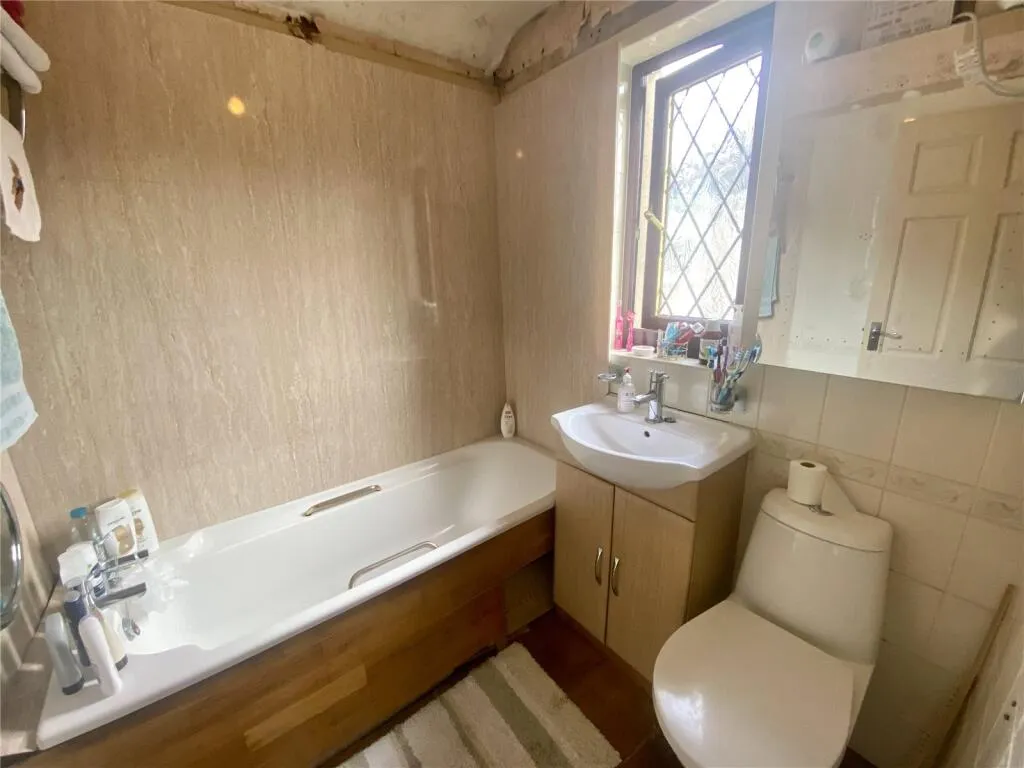 3 bed Semi-Detached