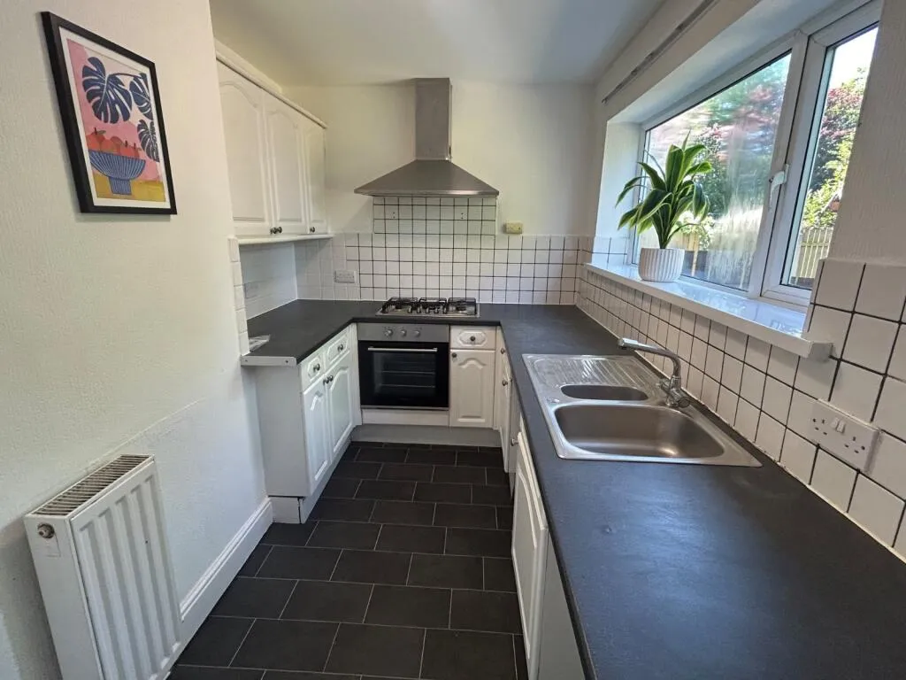 2 bed Semi-Detached