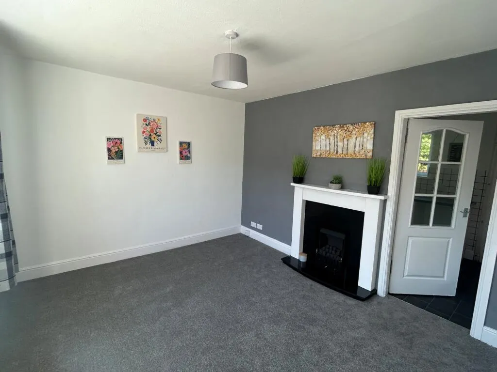 2 bed Semi-Detached