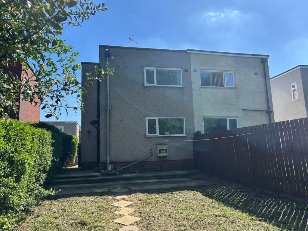 2 bed Semi-Detached