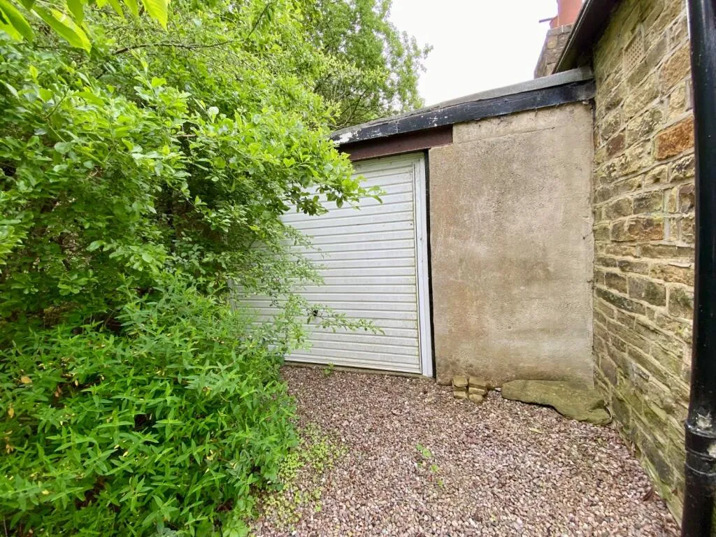 2 bed End of Terrace