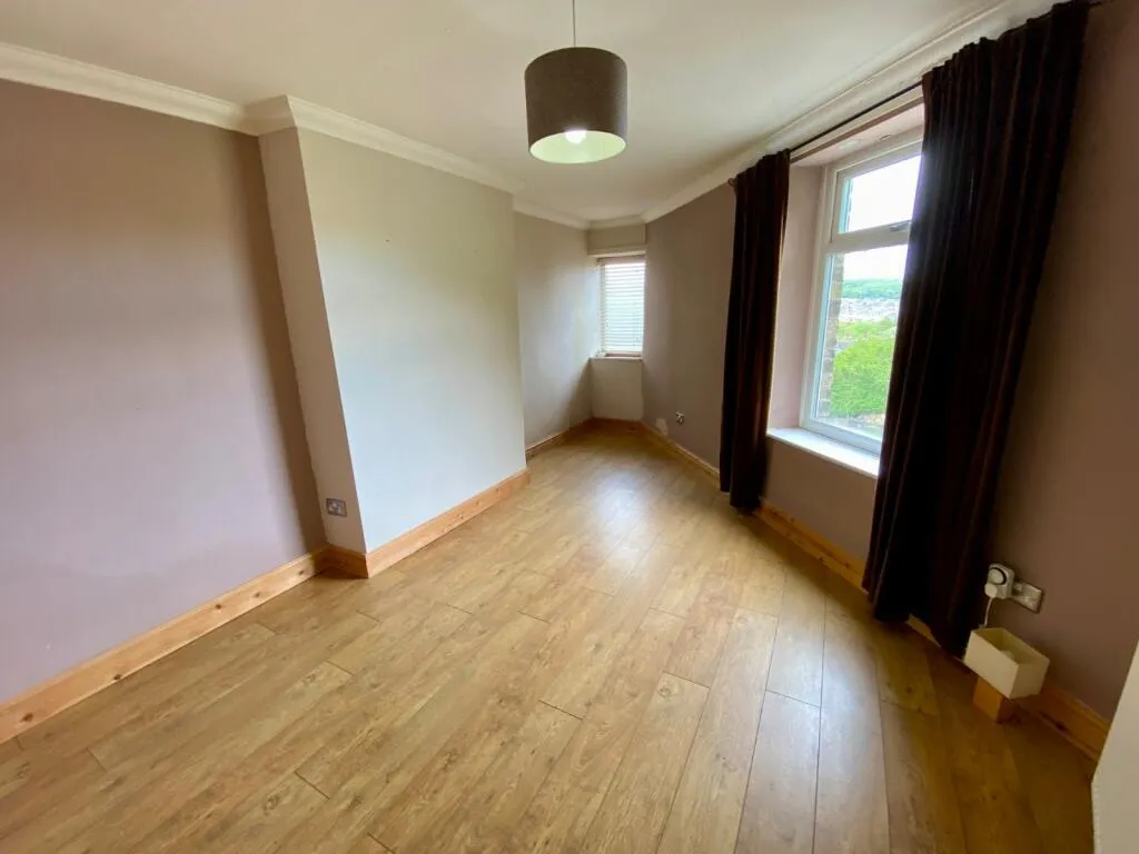 2 bed End of Terrace