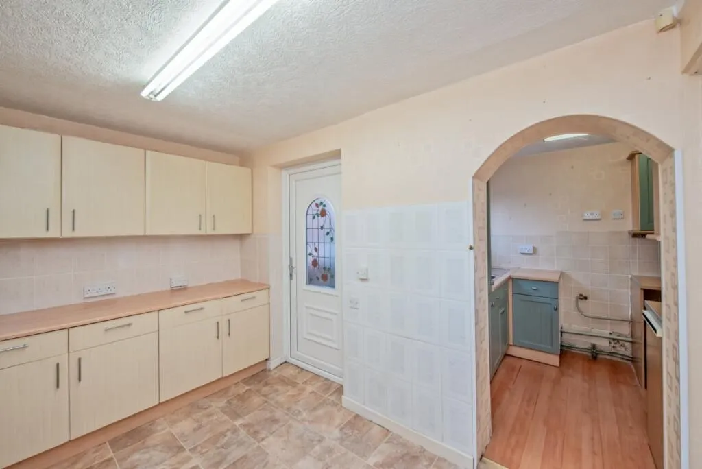 3 bed Semi-Detached
