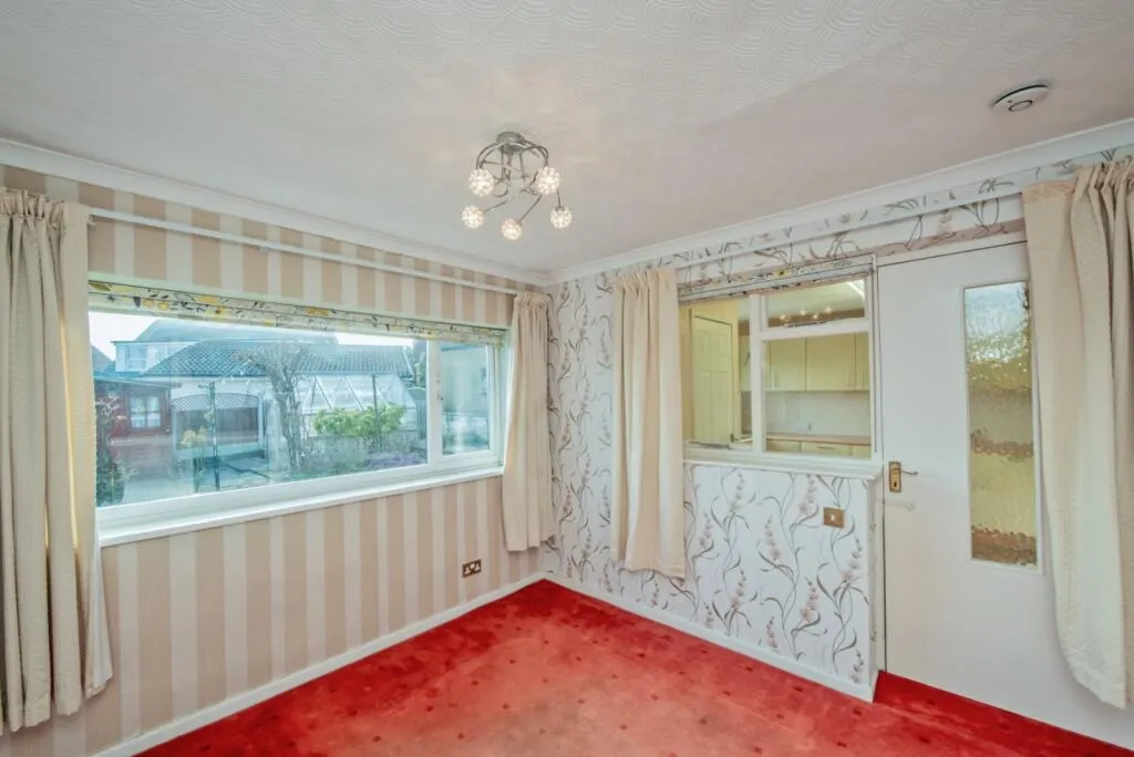3 bed Semi-Detached