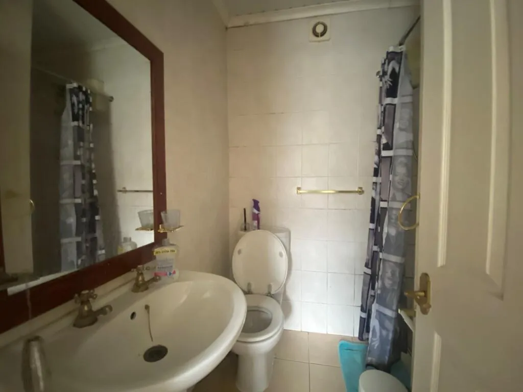 1 bed Detached