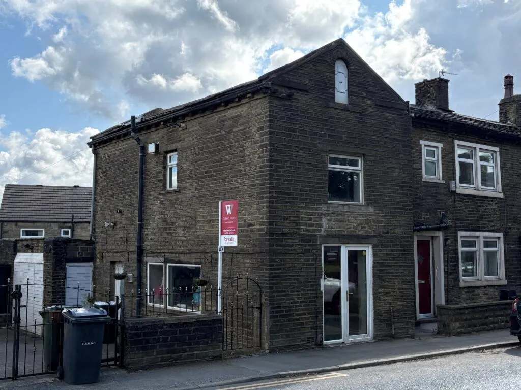 1 bed Detached