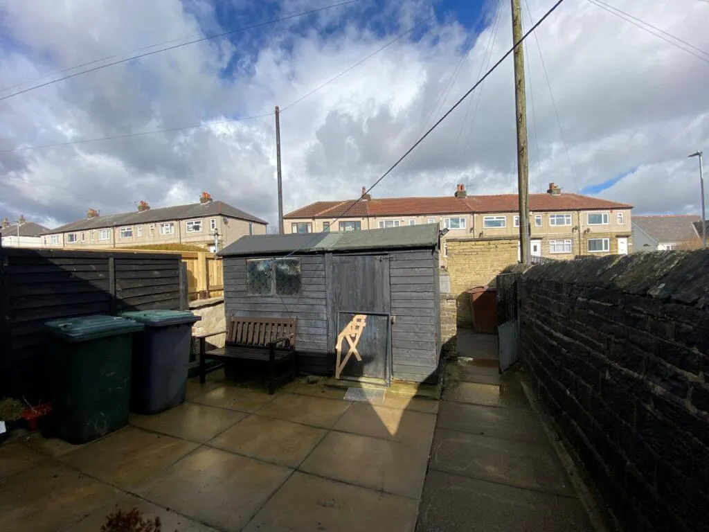 1 bed Semi-Detached Bungalow