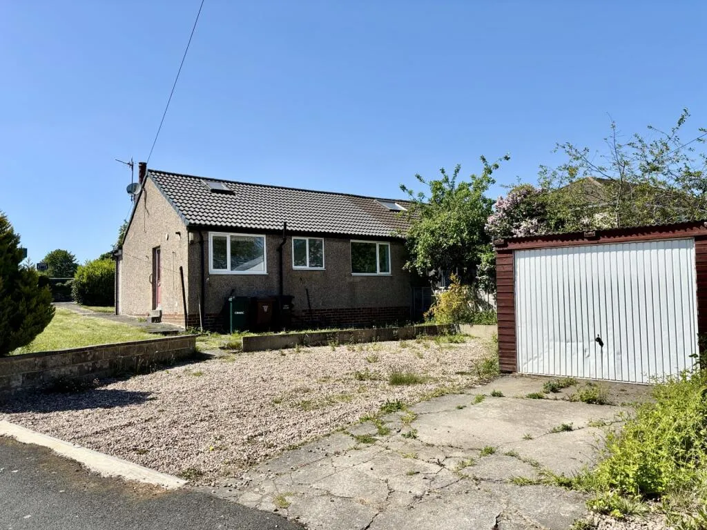 2 bed Semi-Detached Bungalow