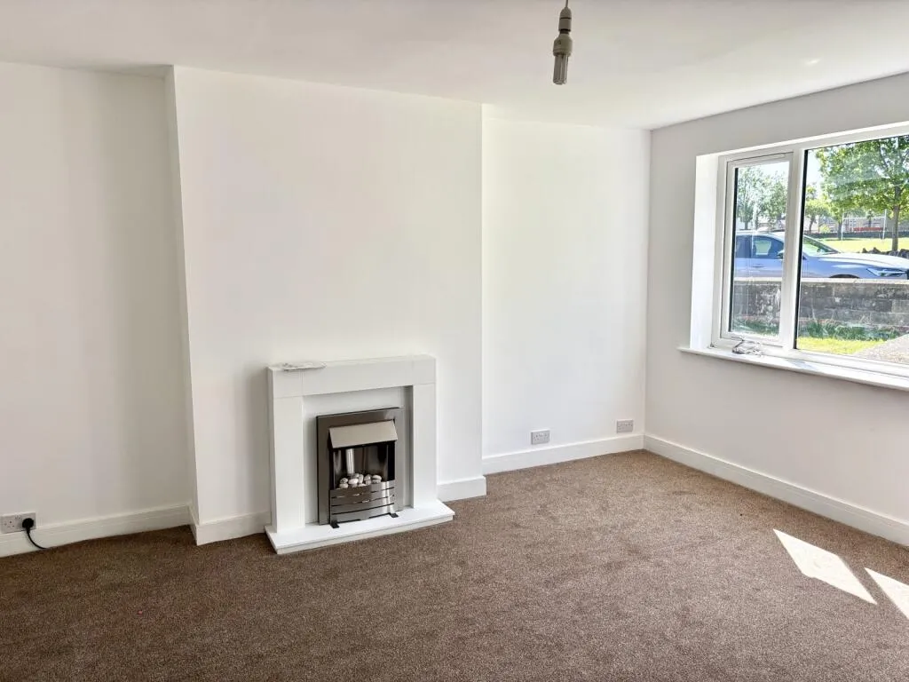 2 bed Semi-Detached Bungalow
