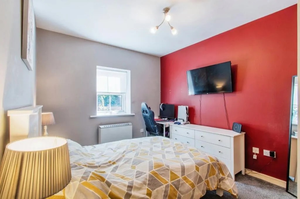 2 bed Apartment
