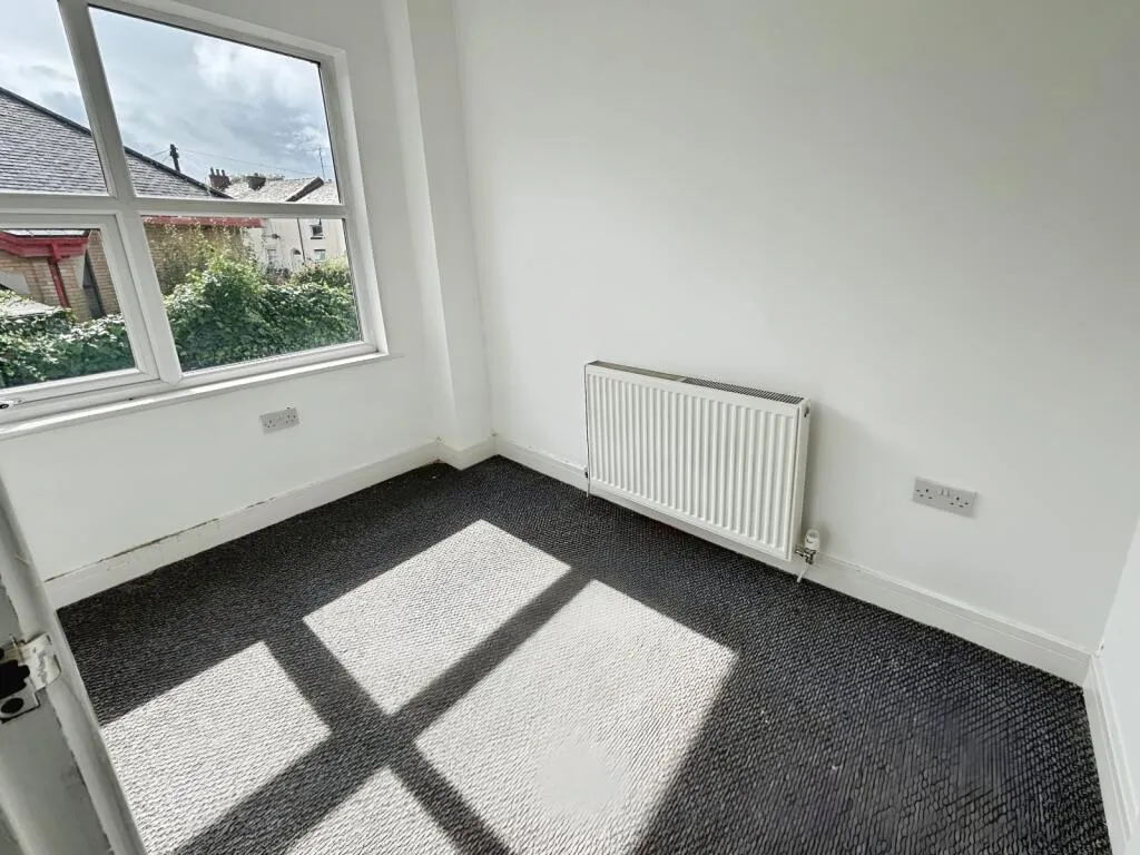 2 bed Terraced