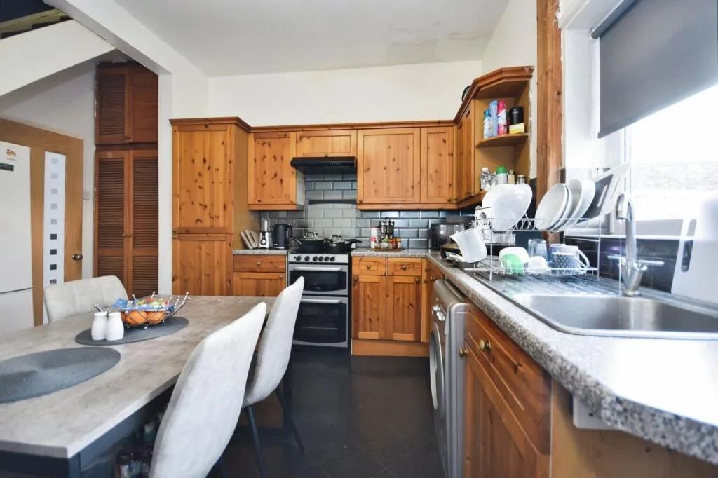 2 bed End of Terrace
