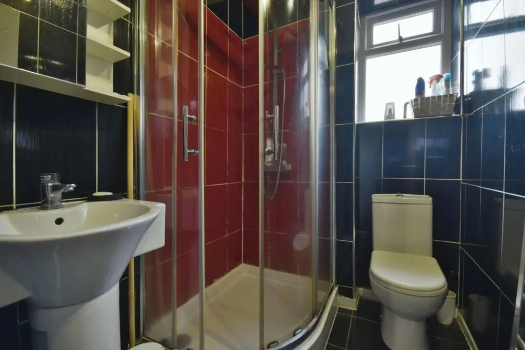 2 bed End of Terrace