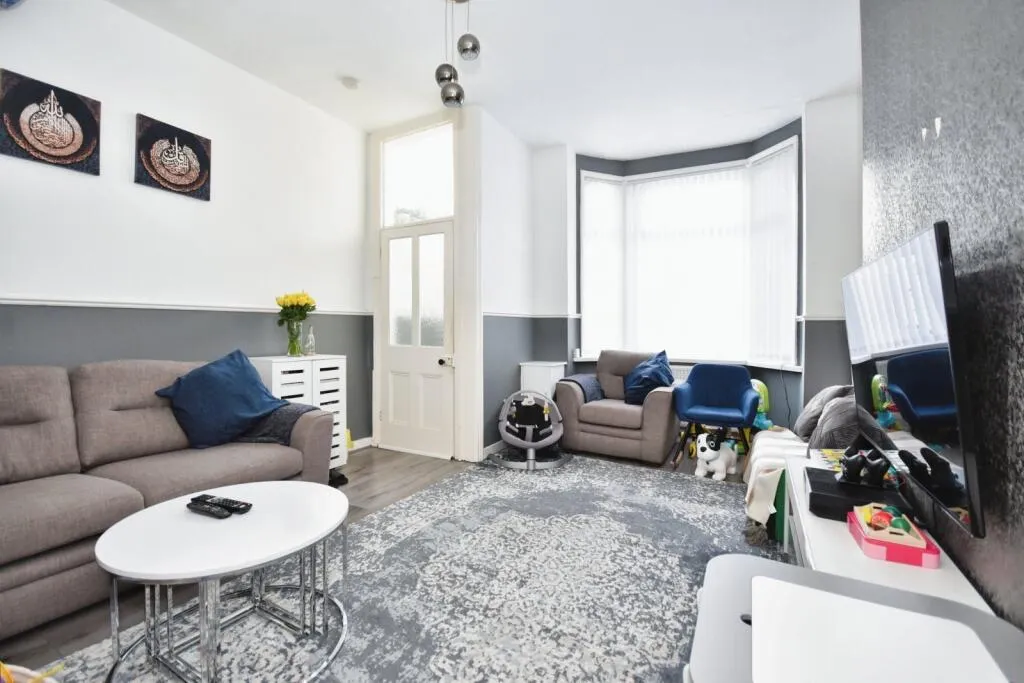 2 bed End of Terrace