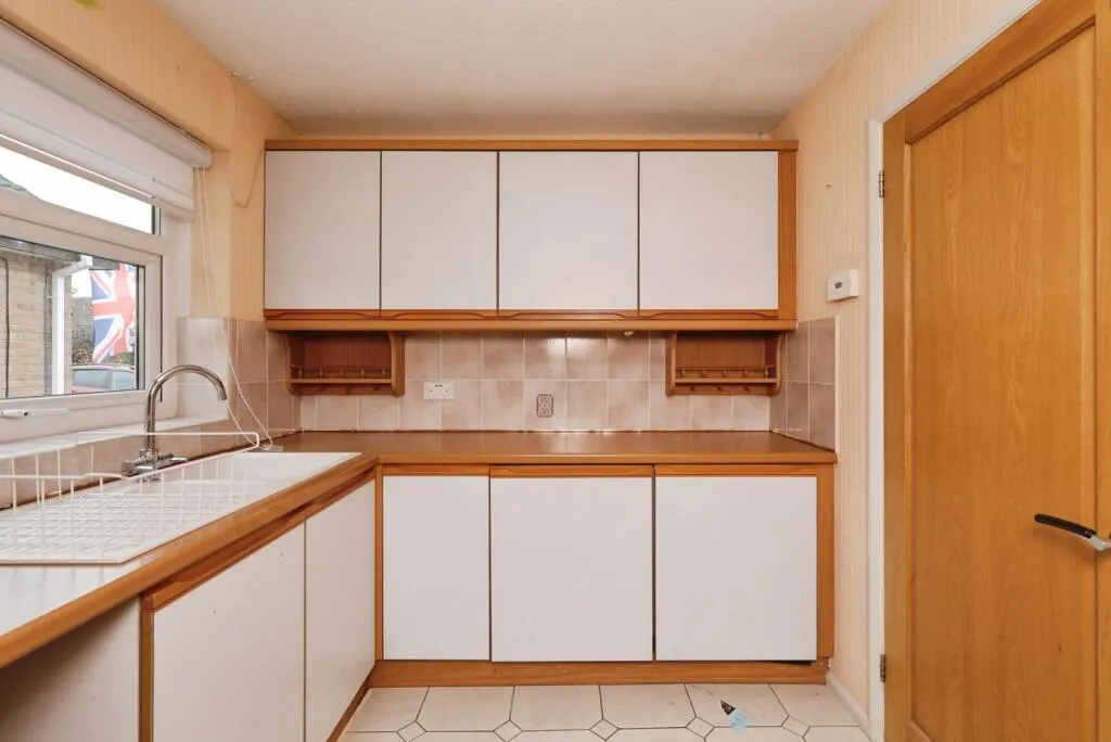 2 bed Detached Bungalow