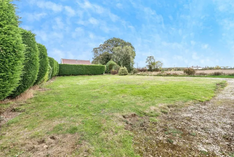 3 bed Detached Bungalow