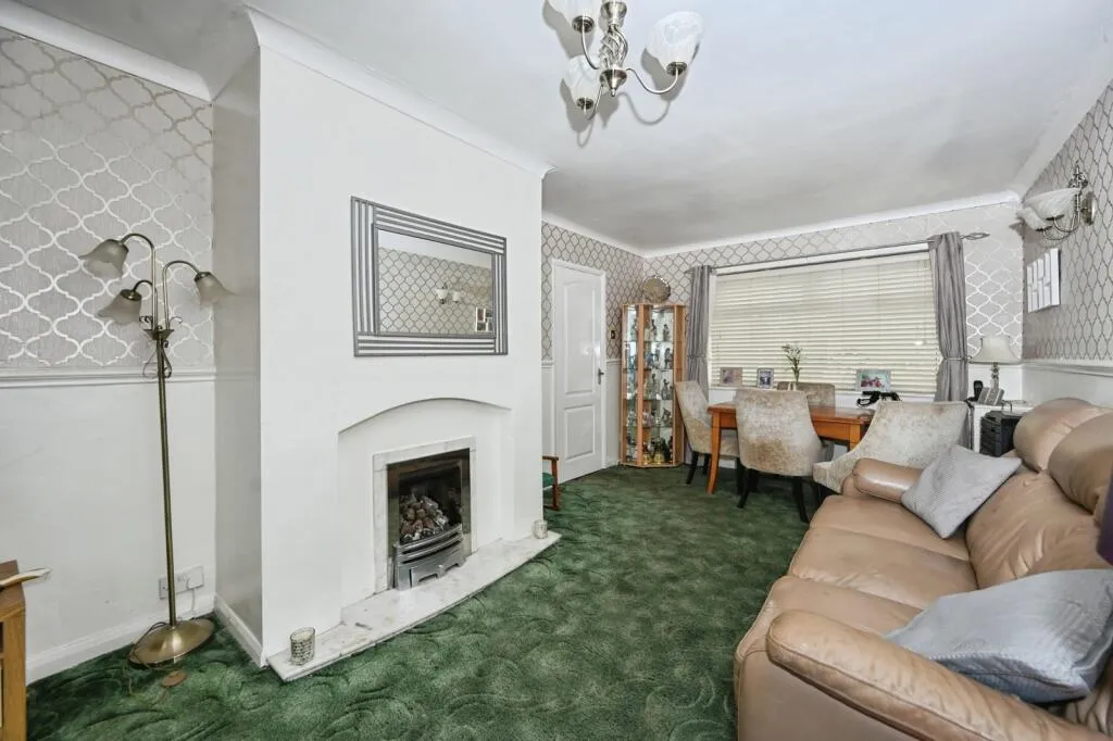 3 bed Terraced