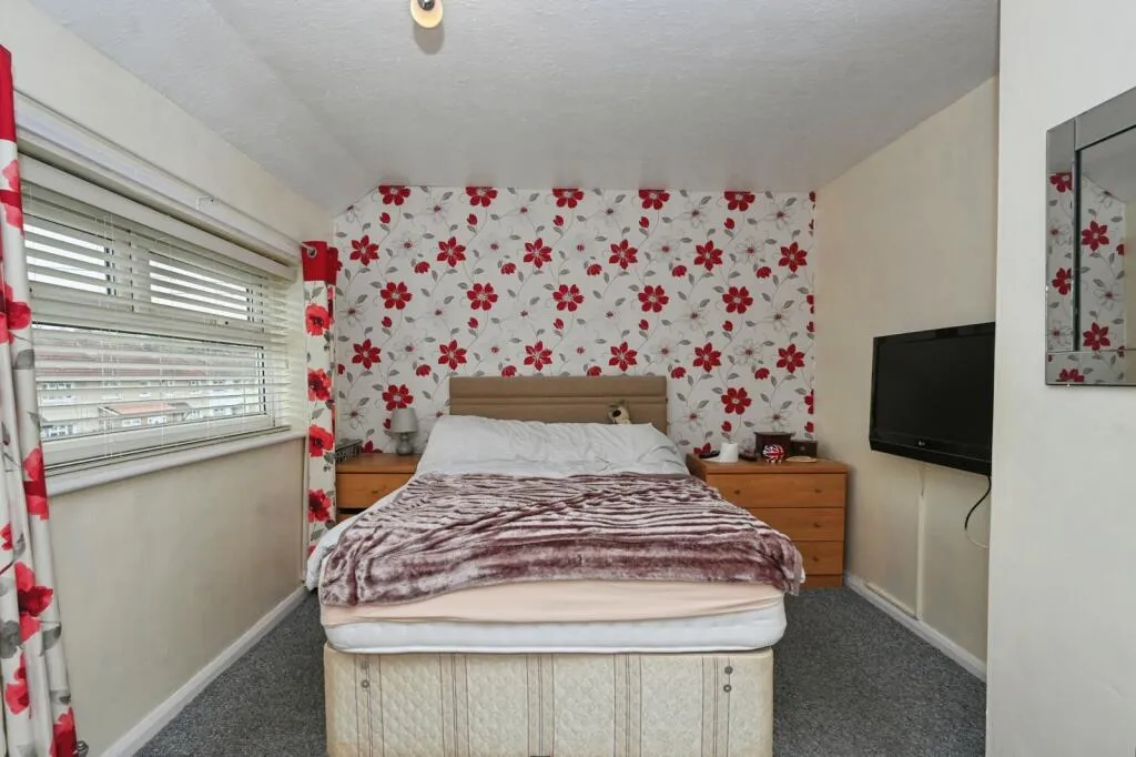 3 bed Terraced