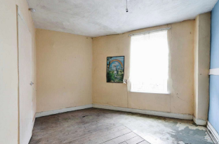 3 bed End of Terrace