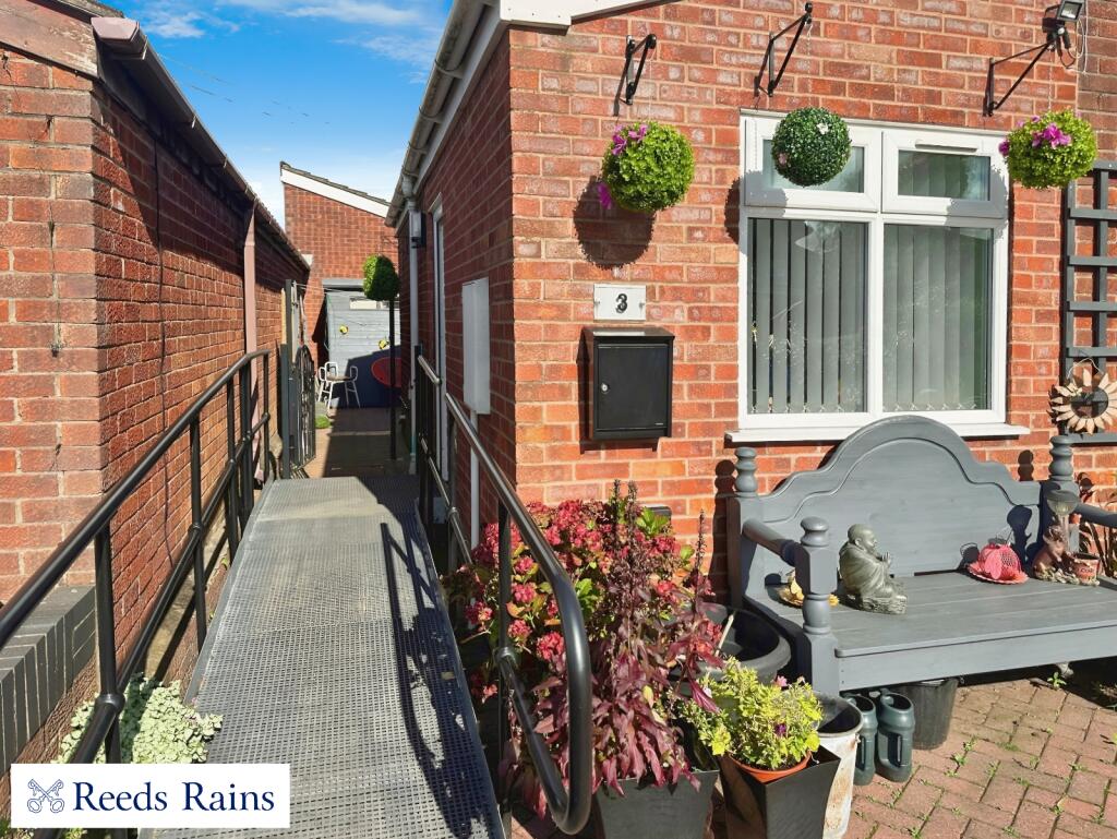 2 bed Bungalow