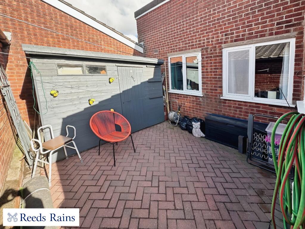 2 bed Bungalow
